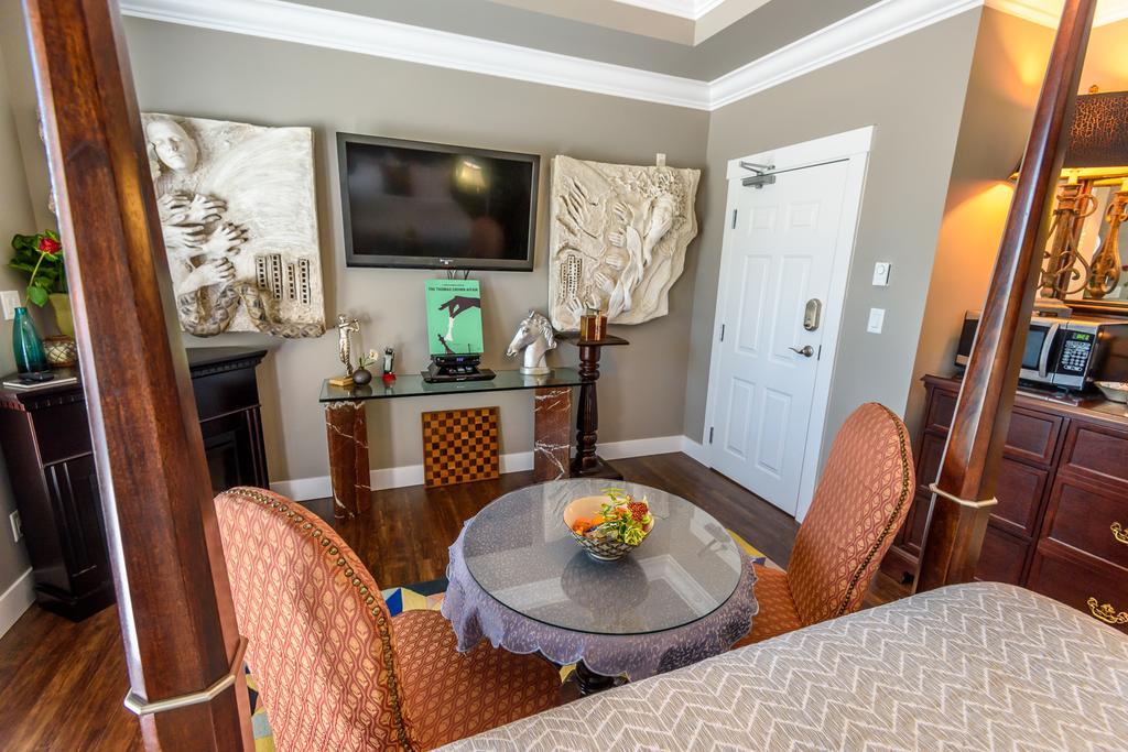 Brookside Inn Boutique Hotel Άμποτσφορντ Εξωτερικό φωτογραφία