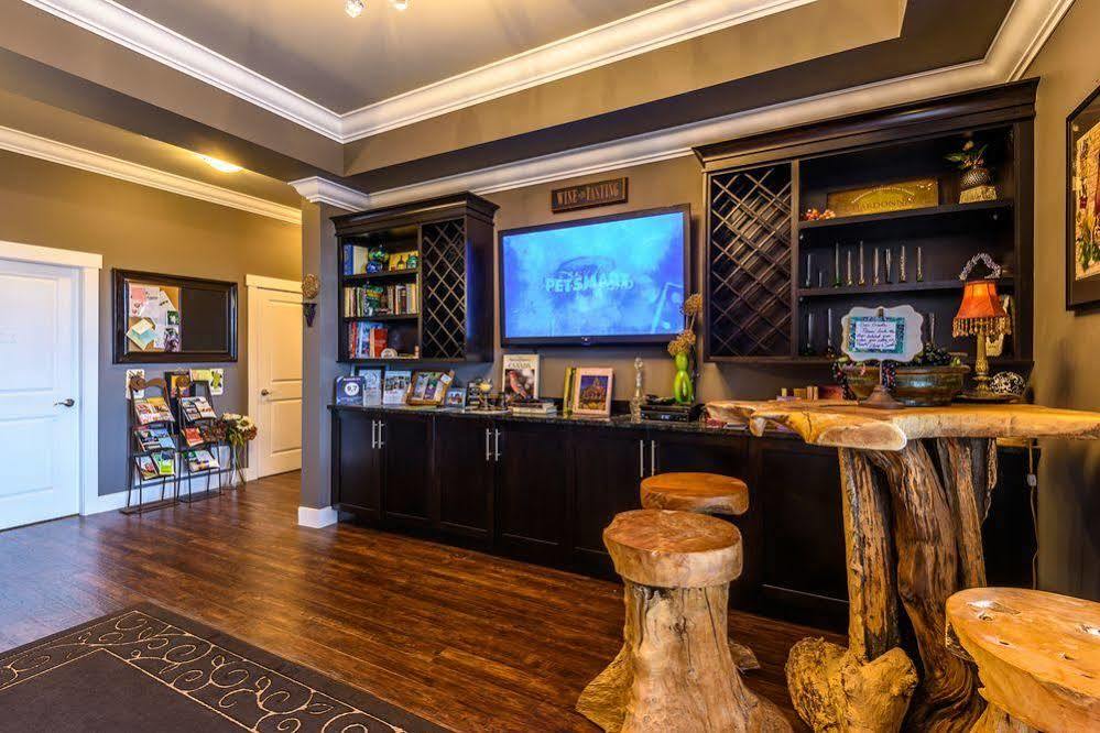 Brookside Inn Boutique Hotel Άμποτσφορντ Εξωτερικό φωτογραφία